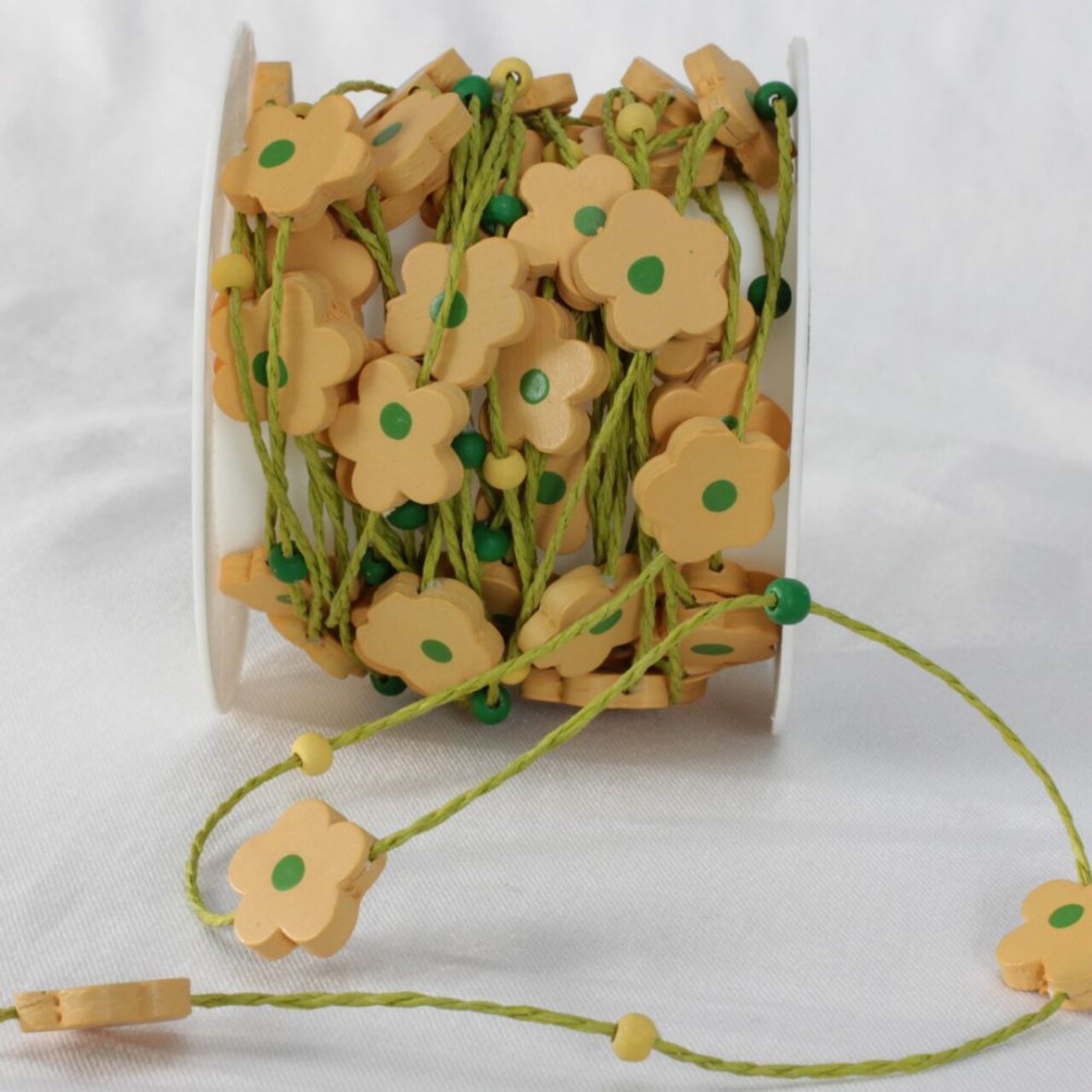 The Ribbon People Yellow and Green Wooden Flower Garland Craft Ribbon 0.8" x 11 Yards